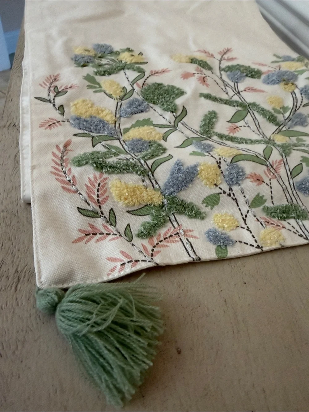 Secret Celebrity wild flower table runner